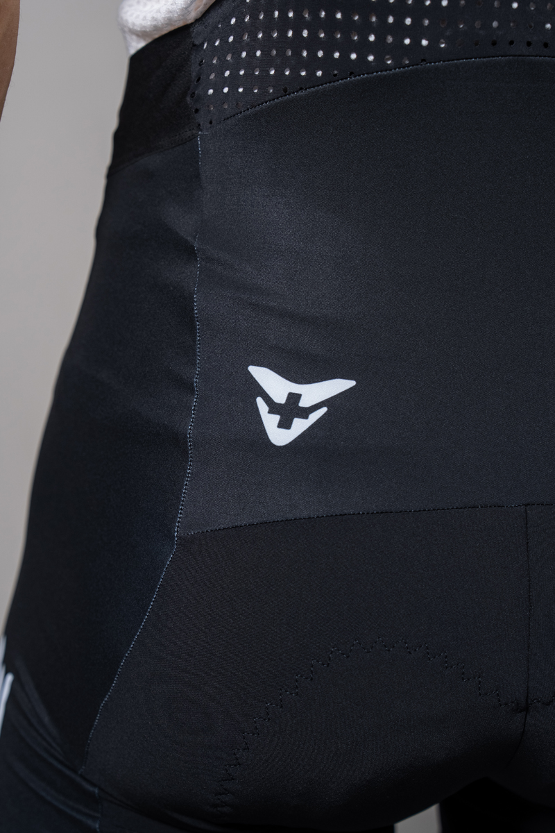 73-83-0101-cuore-gold-pro-woven-bib-short-custom-black-5jpg.jpg