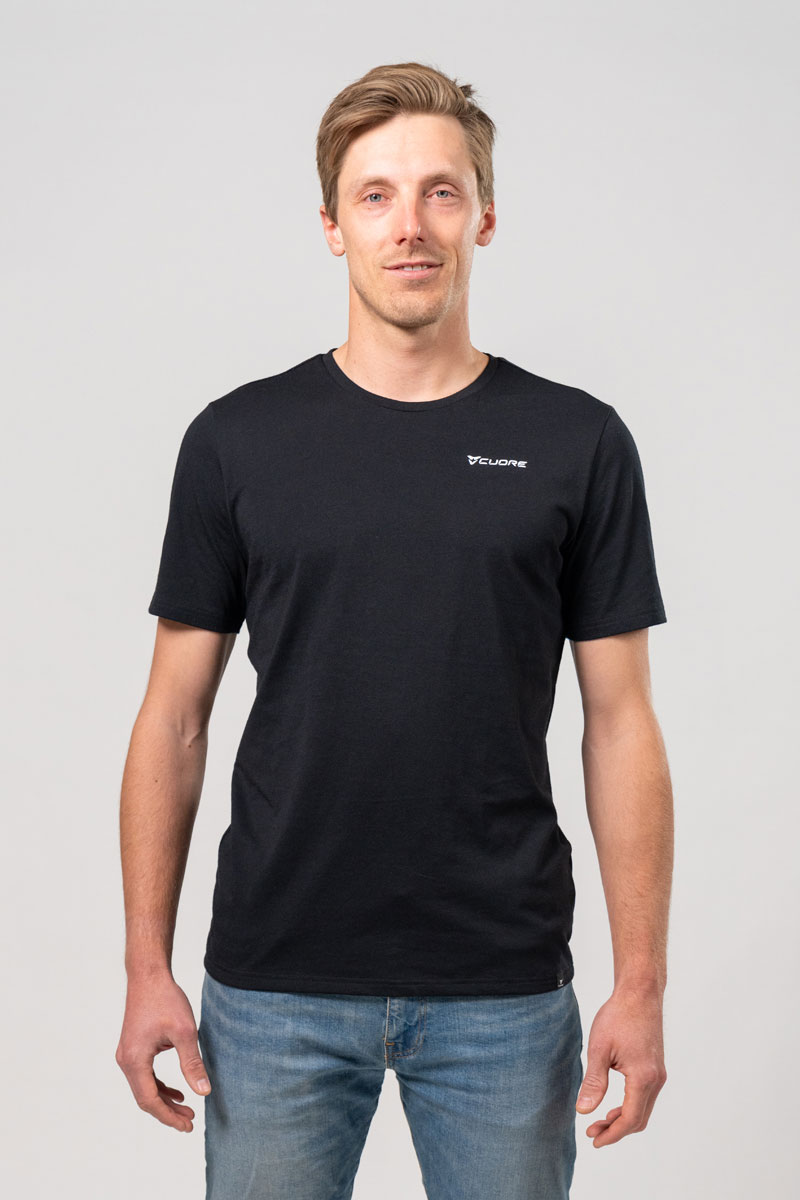 cuore-mens-event-t-shirt2.jpg