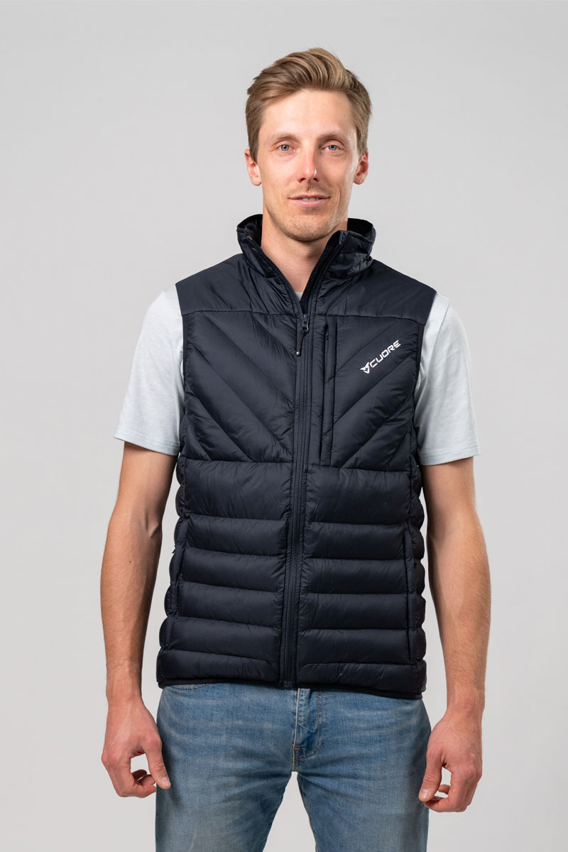 cuore-mens-lifestyle-primaloft-vest01.jpg