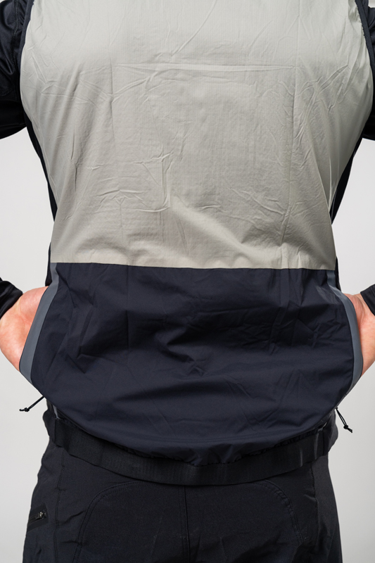 cuore-mens-primaloft-evolve-vest58.jpg