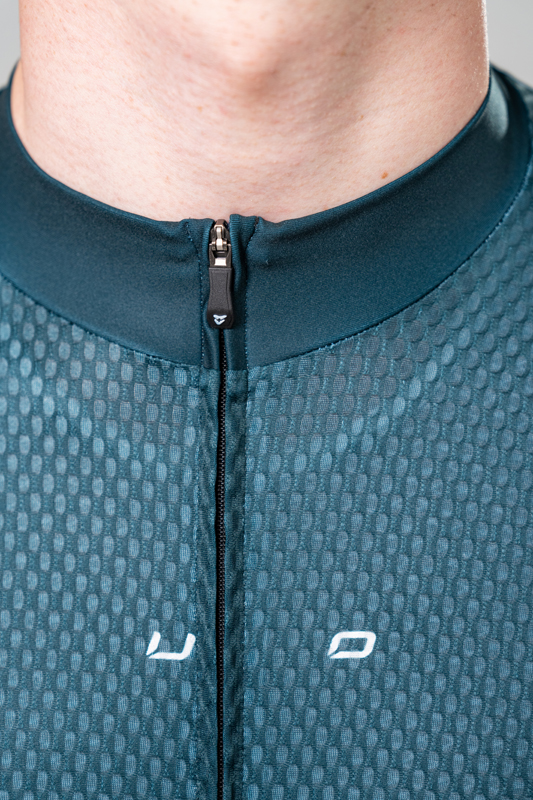cuore-mens-silver-race-jersey-2-02.jpg