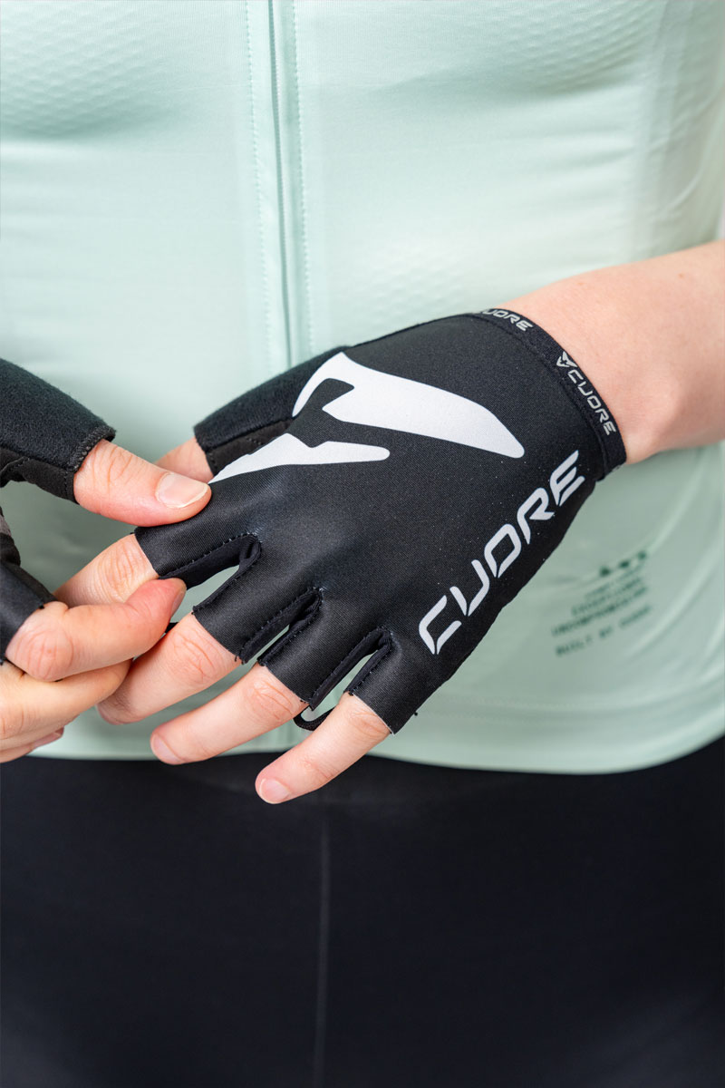 cuore-unisex-sf-glove-1.jpg