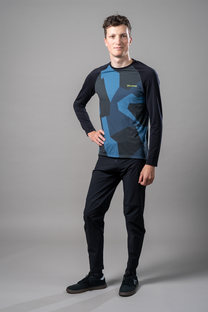 cuore-unisex-trail-pant499.jpg