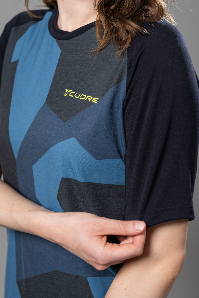 cuore-womens-drirelease-trail-jersey14.jpg