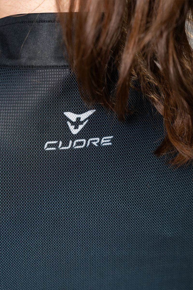 cuore-womens-gold-wind-shield-mesh-vest-5.jpg