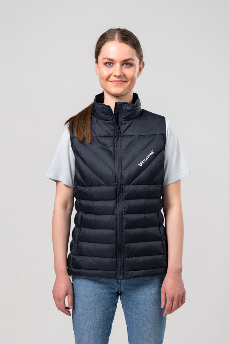 cuore-womens-lifestyle-primaloft-vest30.jpg