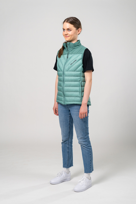 cuore-womens-lifestyle-primaloft-vest65.jpg