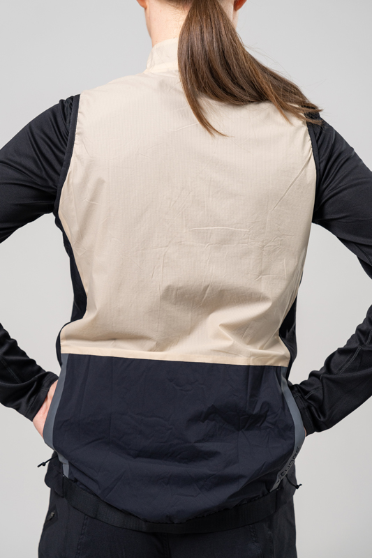 cuore-womens-primaloft-evolve-vest-black69.jpg