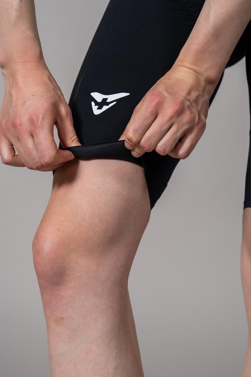 73-83-0101-cuore-gold-pro-woven-bib-short-custom-black-12.jpg