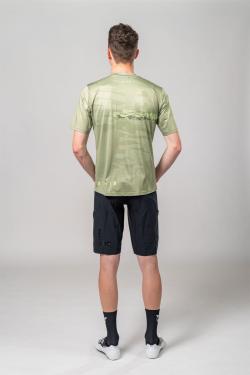 cuore-mens-all-mountain-shell-short-6.jpg