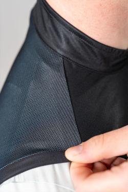 cuore-mens-gold-wind-shield-mesh-vest-7.jpg
