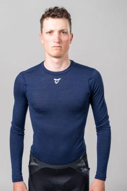 cuore-unisex-merino-baselayer-1.jpg