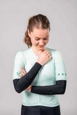cuore-unisex-thermal-arm-warmers-1.jpg