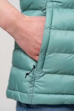 cuore-womens-lifestyle-primaloft-vest68.jpg